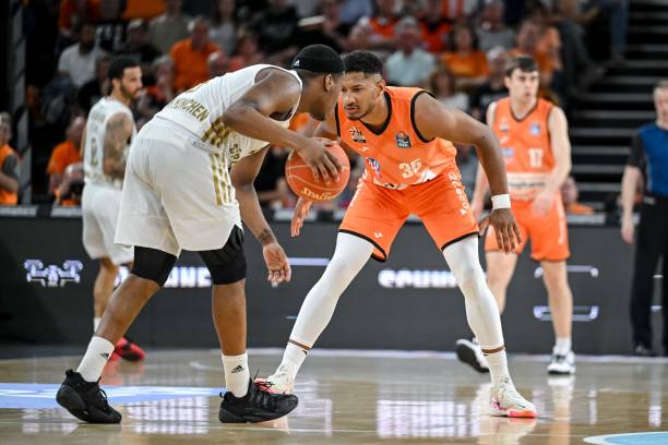 这让西甲比 这让西甲比