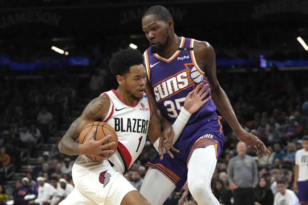 低位策应 低位策应